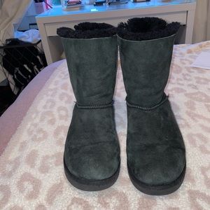 UGG Australia Black Bailey Bow Uggs Women’s 10